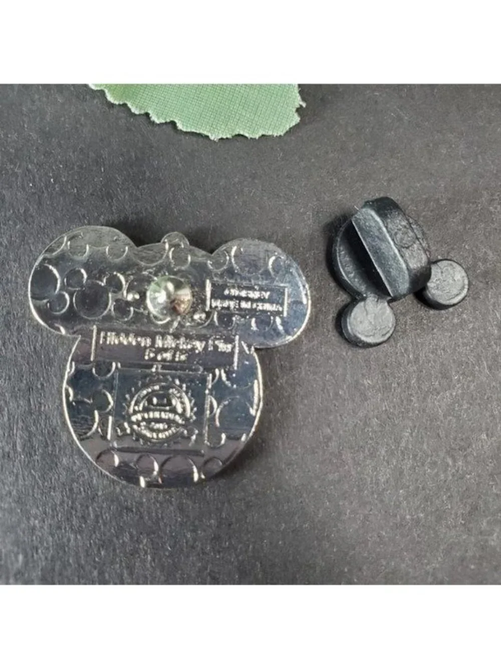 Disney Movie Ride Trading Pin Hidden Mickey Cast Member Uniform Brooch Jewelry